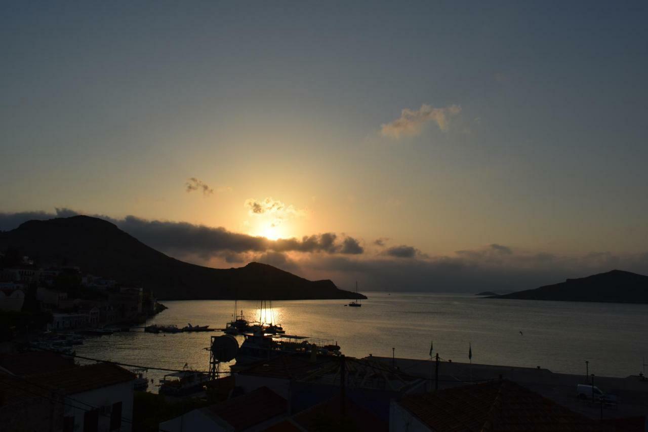 Occasus Room Chalki Town Exterior foto